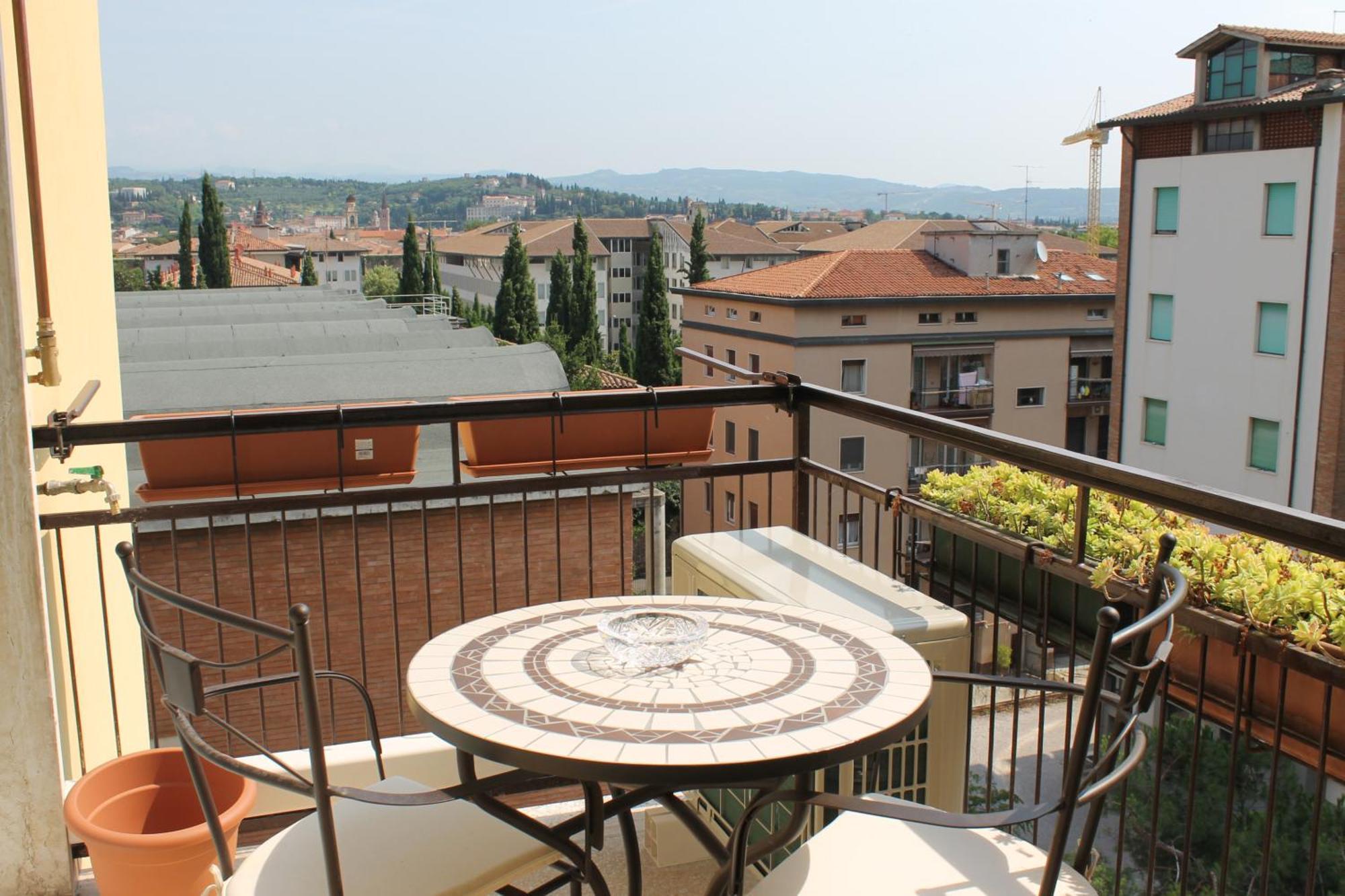 Re Lear Apartment Verona Bagian luar foto